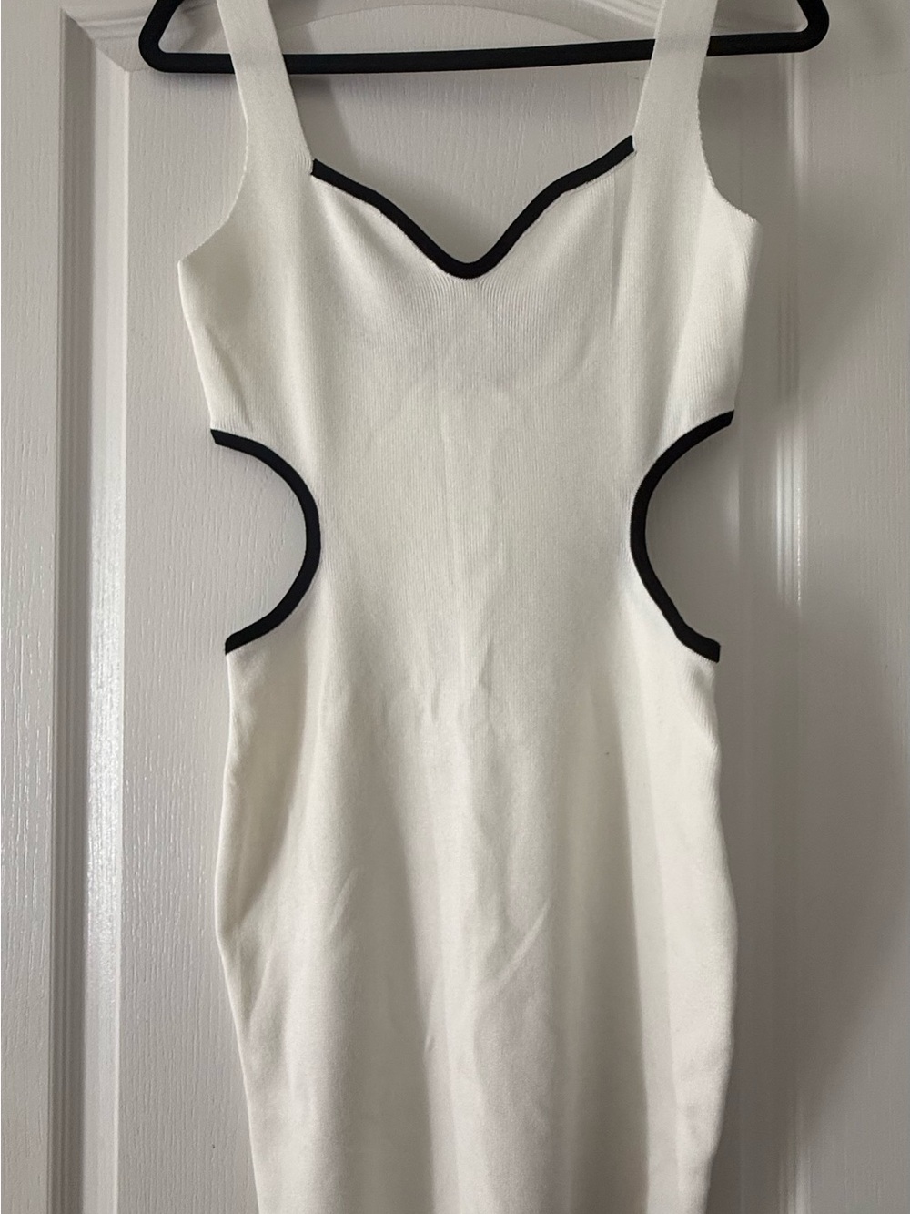 PrettyLittleThing White Backless Bodycon Dress with Black Trim Accents